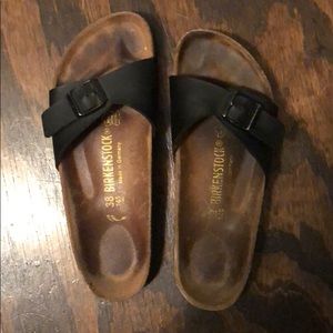 *mismatched size* Birkenstock Madrid Sandals